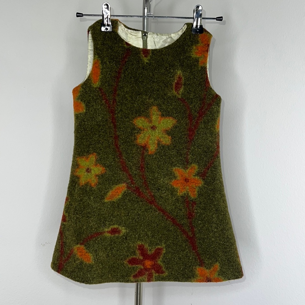 🔹 Isabel Garreton Wool Shift Dress